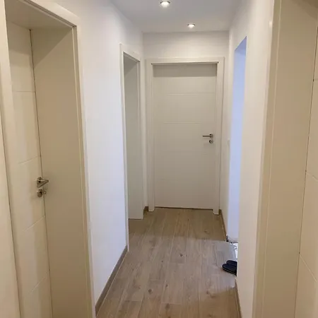 Apartment Hukic Mit 2 Schlafzimmer Blankenfelde-Mahlow Buitenkant foto