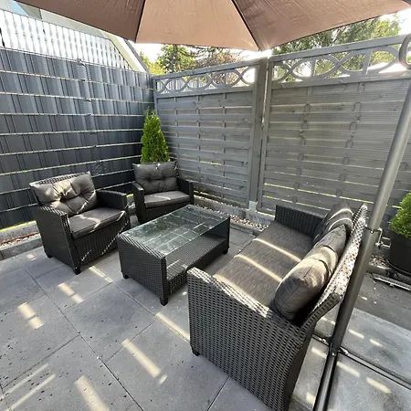 Apartment Hukic Mit 2 Schlafzimmer Blankenfelde-Mahlow Buitenkant foto